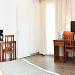 Appart hôtel Residhotel Grenette