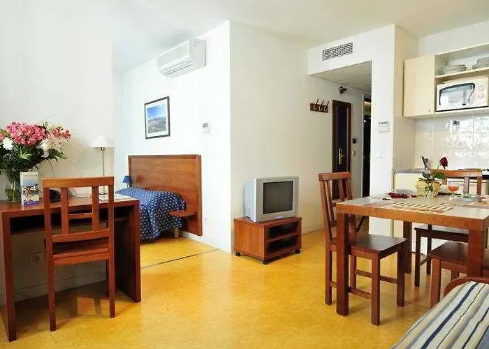 Residhotel Grenette Hotel apartamentowy 3*