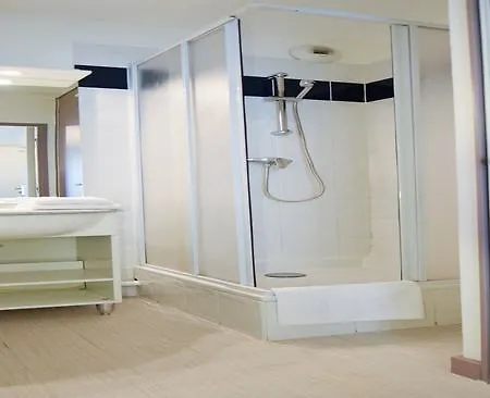 レジドホテル グラネット グルノーブル