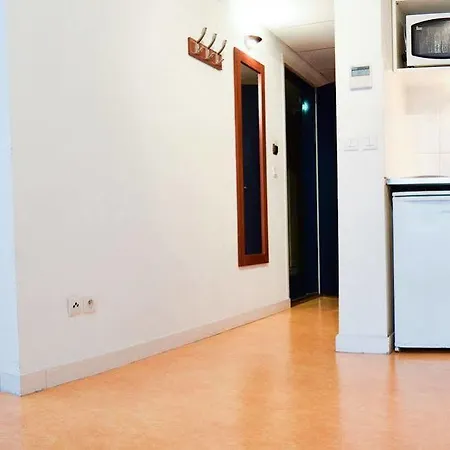 شقة فندقية ريسايدهوتيل غرونيت 3*